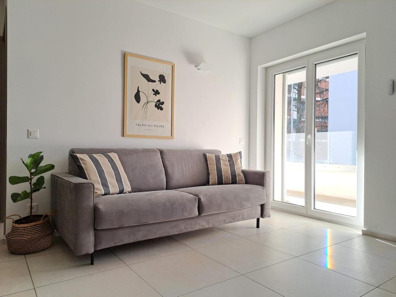 Urban Residence By Quokka 360 - Modern Apartments In Lugano Exterior photo